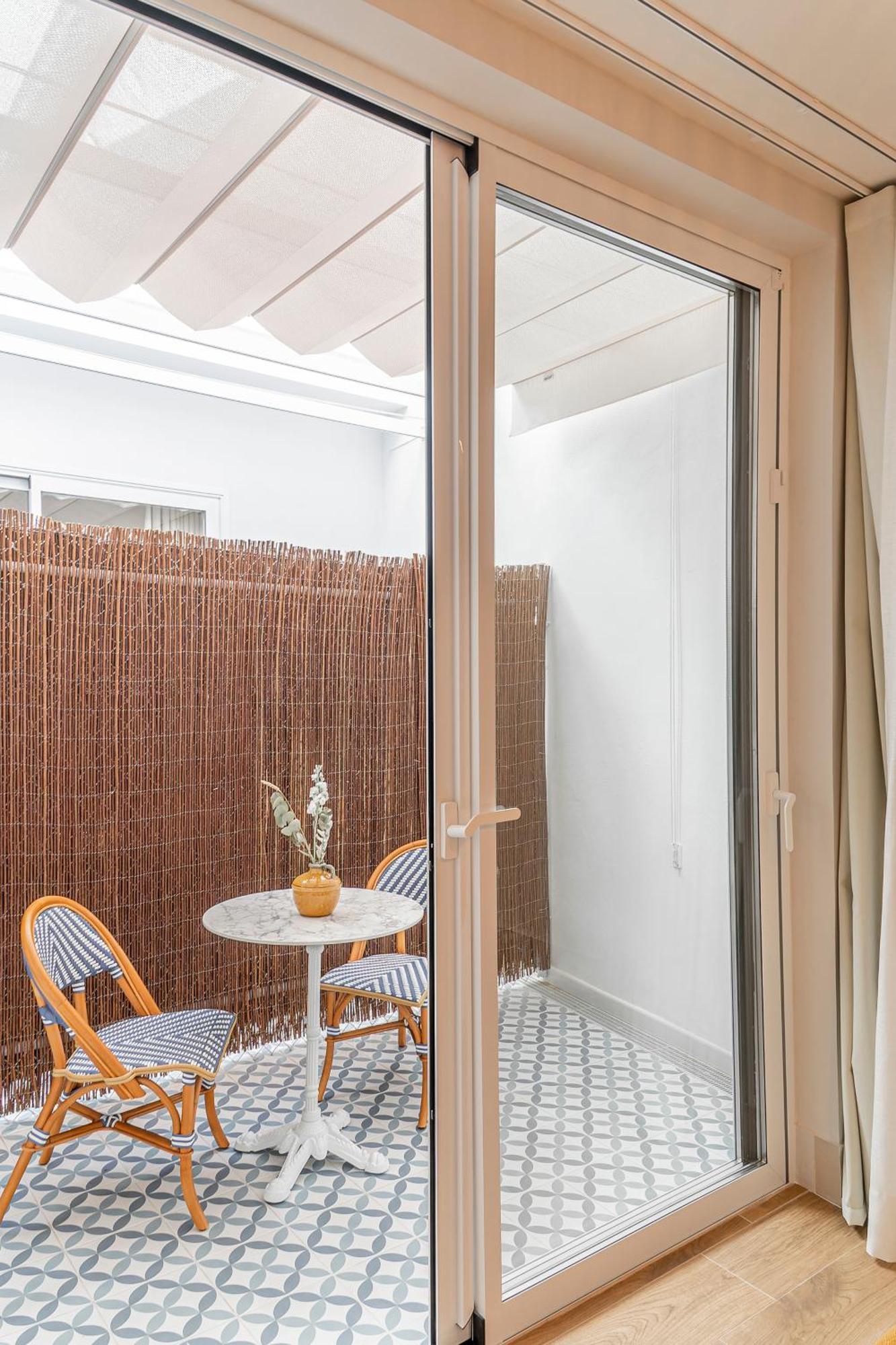 Malvarrosa Beach Stay! Valencia Kültér fotó